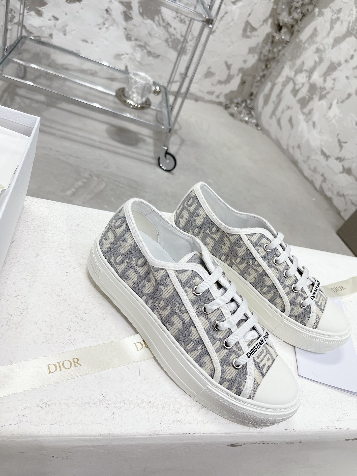 Women's high heels